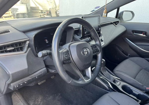 Toyota Corolla cena 43999 przebieg: 113000, rok produkcji 2021 z Suwałki małe 172